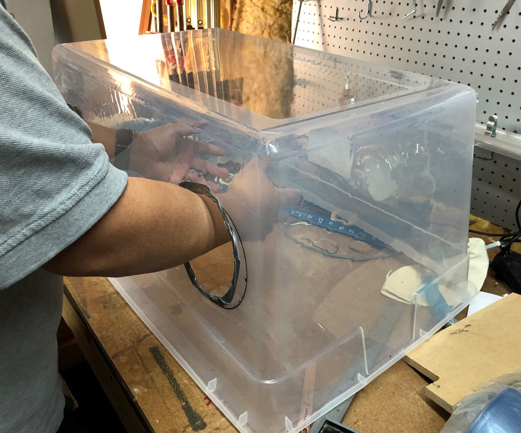 Covid-19 ICU Aerosol-Box