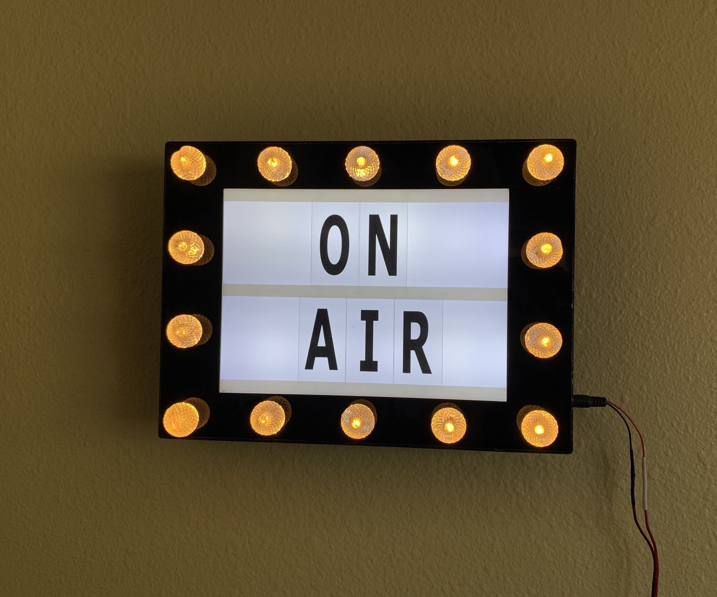 Cinematic Sign for Video Conferencing
