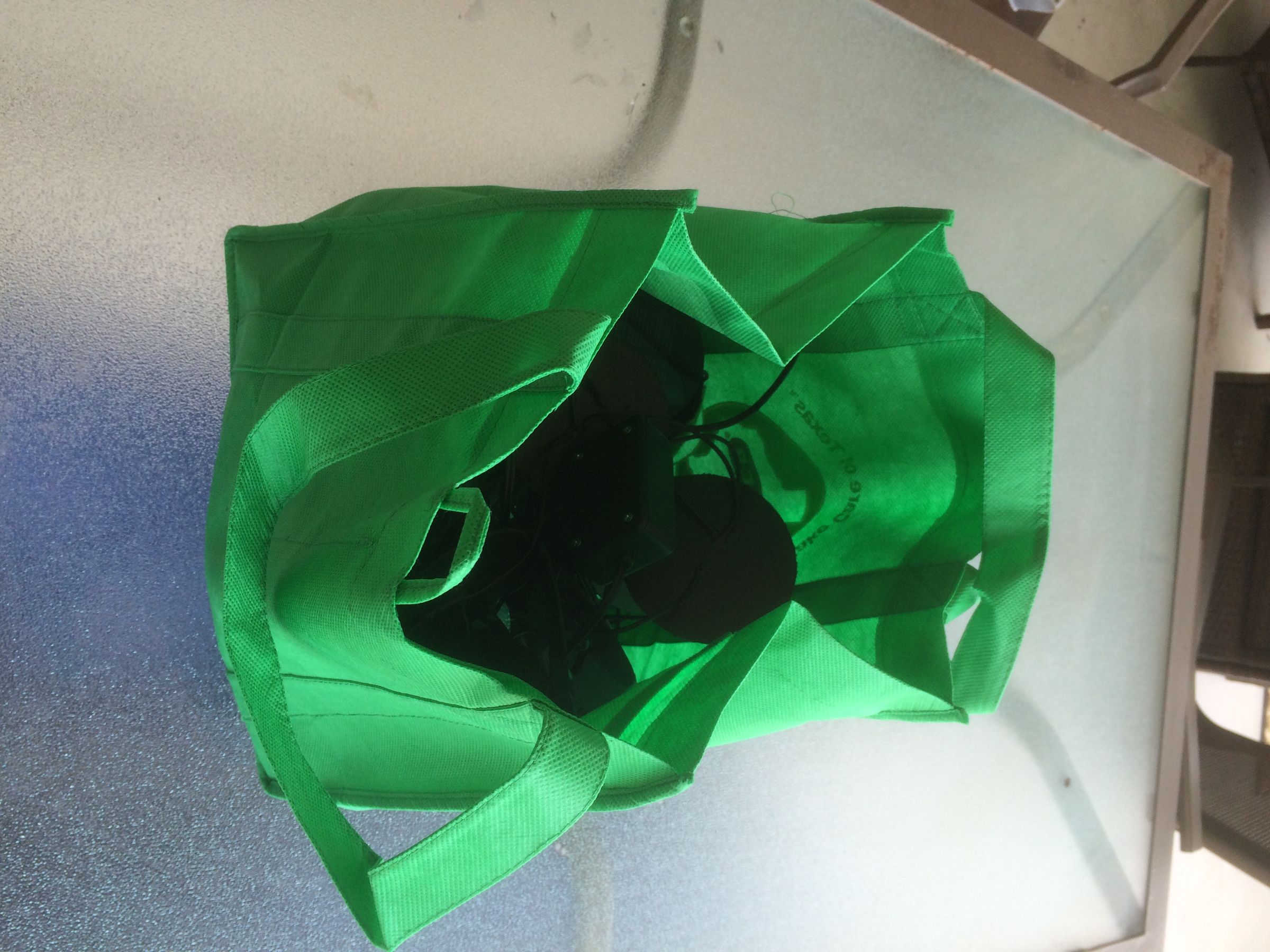 DIY Patio Umbrella Solar Charging Station 5 Steps (with Pictures