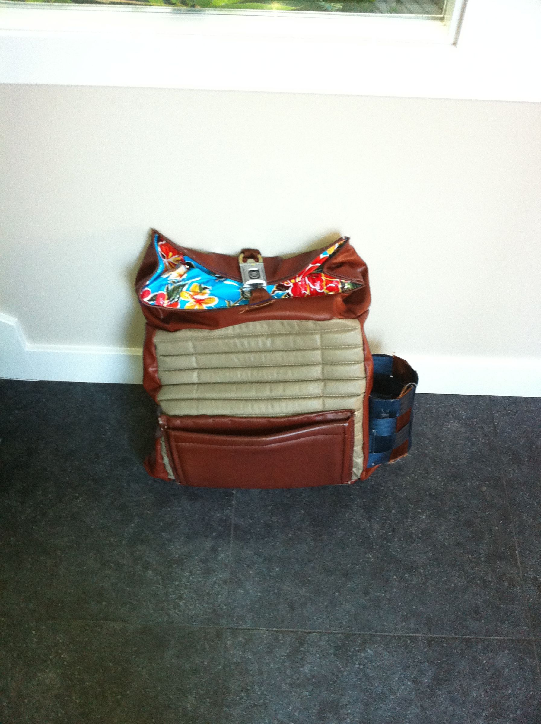 How to Sew a Leather Bag Out of Old Auto Upholstery