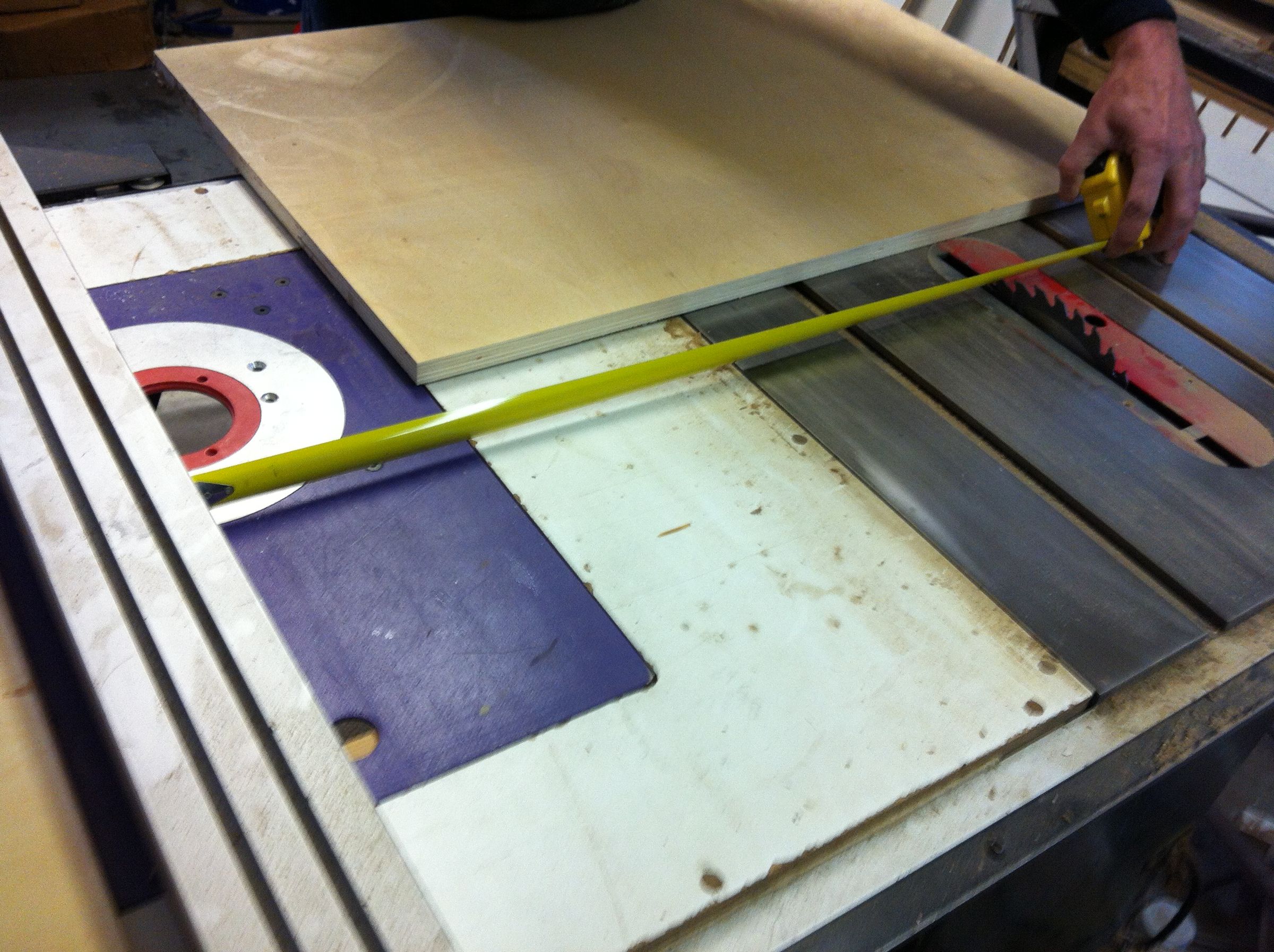 DIY Table Top Puppet Theater/ Portable Puppet Theater : 8 Steps ...