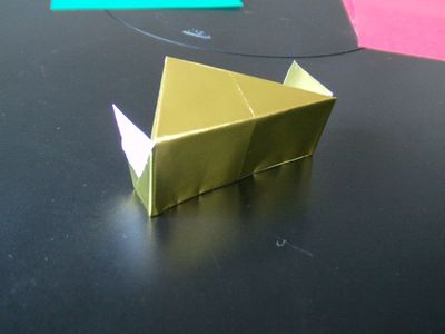Origami Triangle Gift Box : 5 Steps (with Pictures) - Instructables