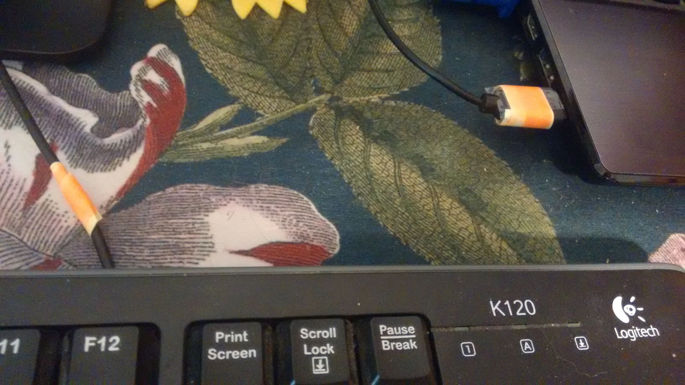 Computer Colors For Plug In Color Coded Desktop Cables : 6 Steps - Instructables