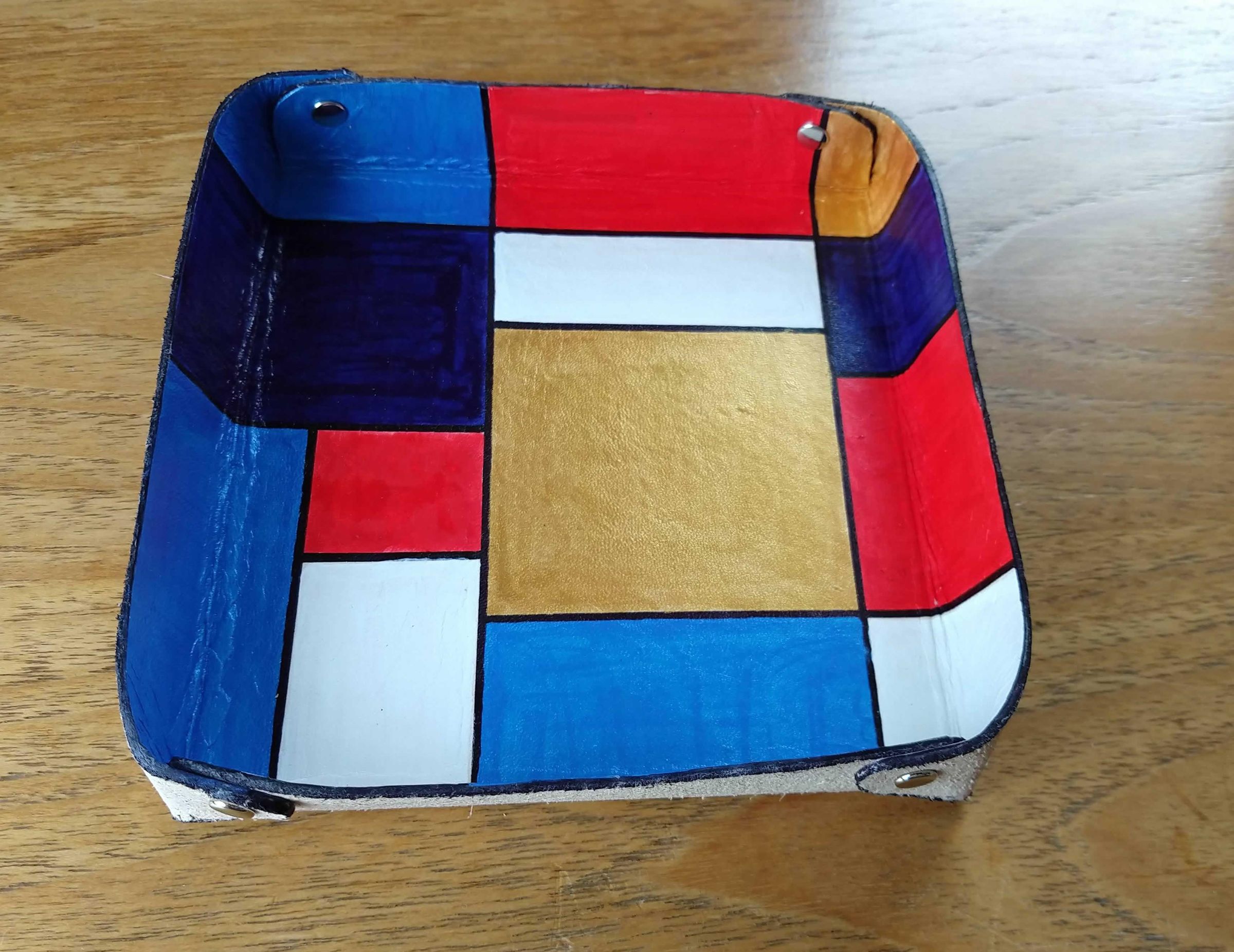 Leather Vanity / Coin Tray Mondrian Style 14 Steps (with Pictures