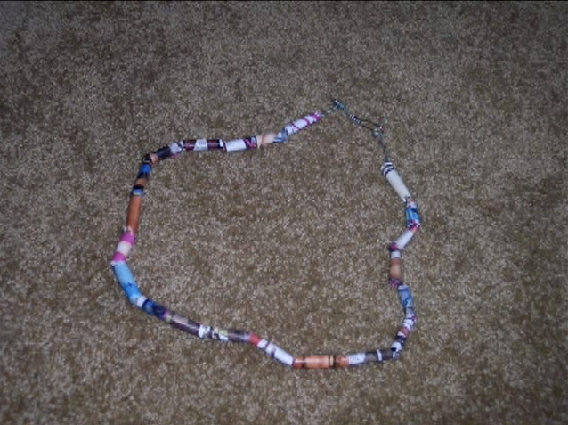How to Make a Paper Bead Necklace : 10 Steps - Instructables