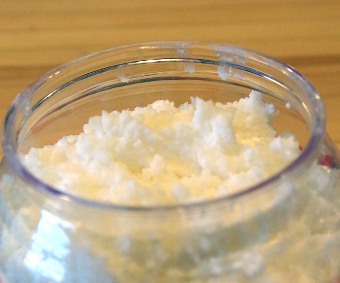 Homemade Salt and Sugar Body Scrub Recipe Without Using Oil!