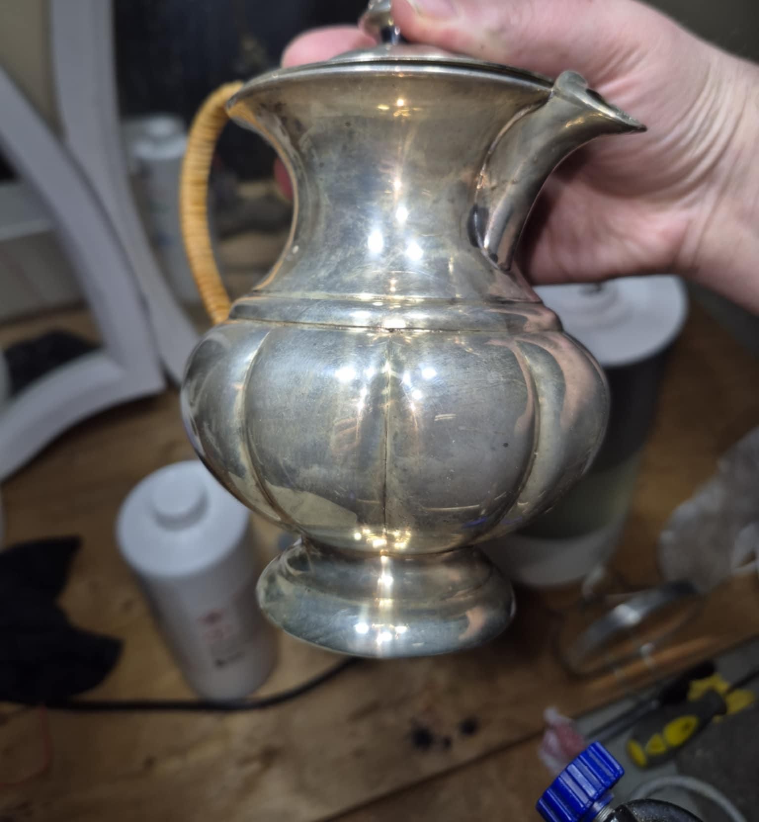 Electro Stripping Silver Oxide From Silver Plated Materals to Get Silver Finish