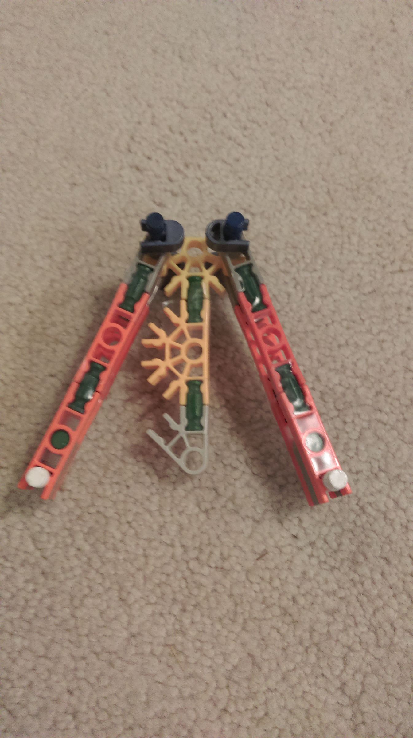 Knex Balisong (Butterfly Knife) 3 Steps Instructables