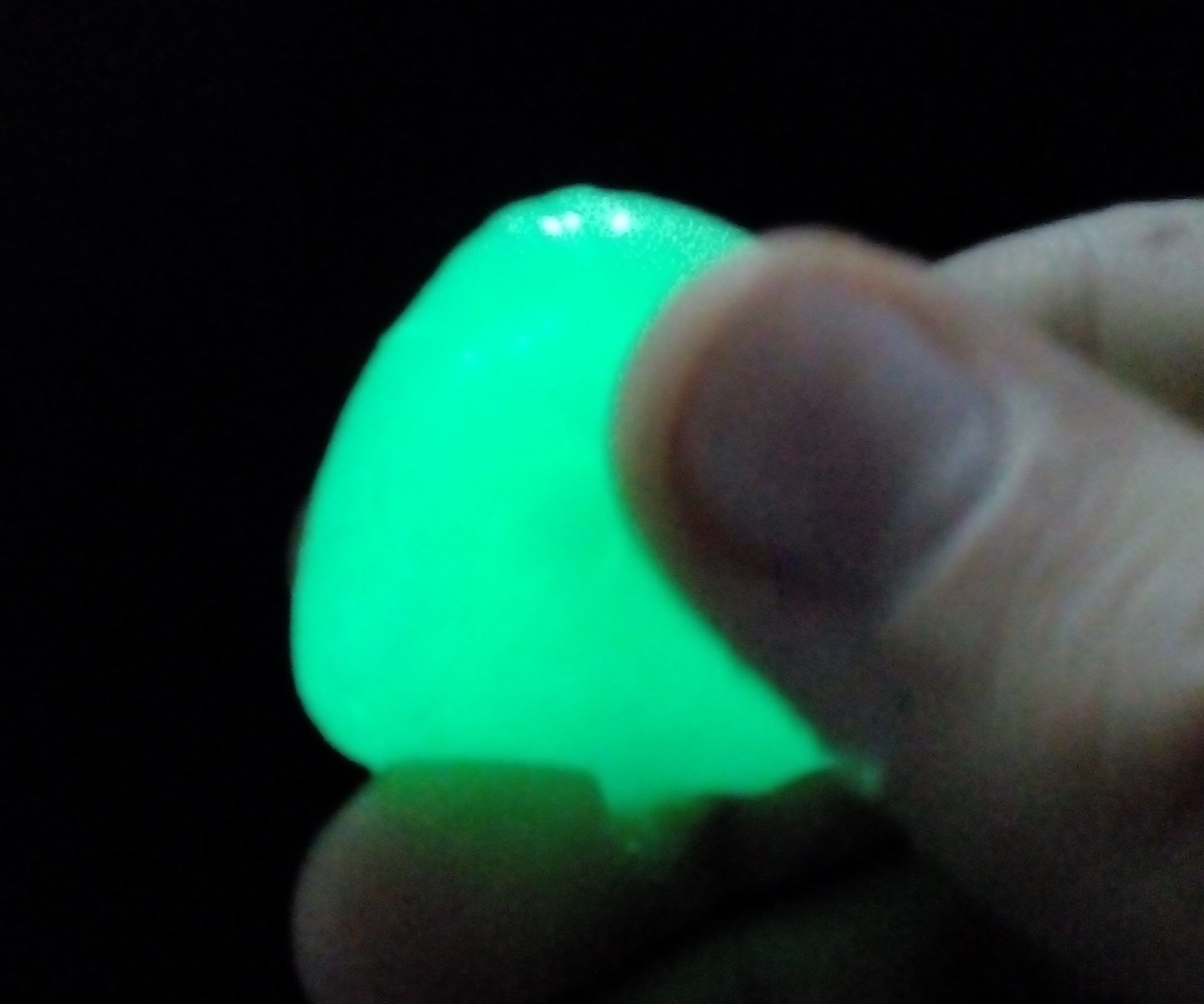 Glow in the Dark Slime! (No Borax Detergent)