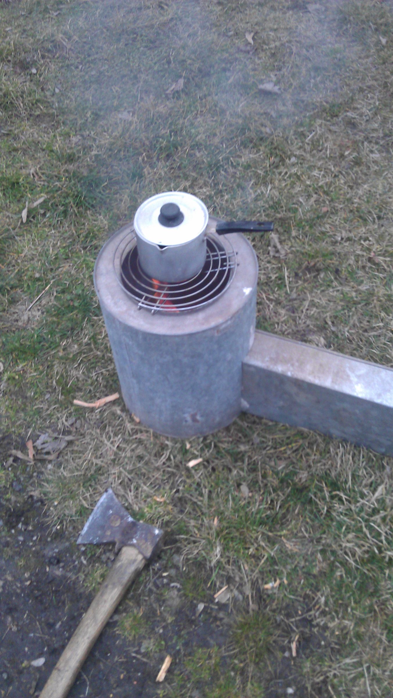 Rocket stove manufacturing waste 40 minutes.