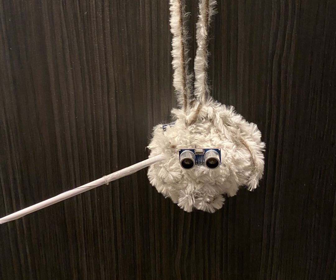 Distant Necklace 