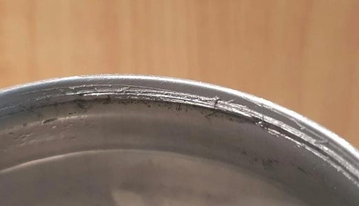 How to Remove the Top From an Aluminium Can