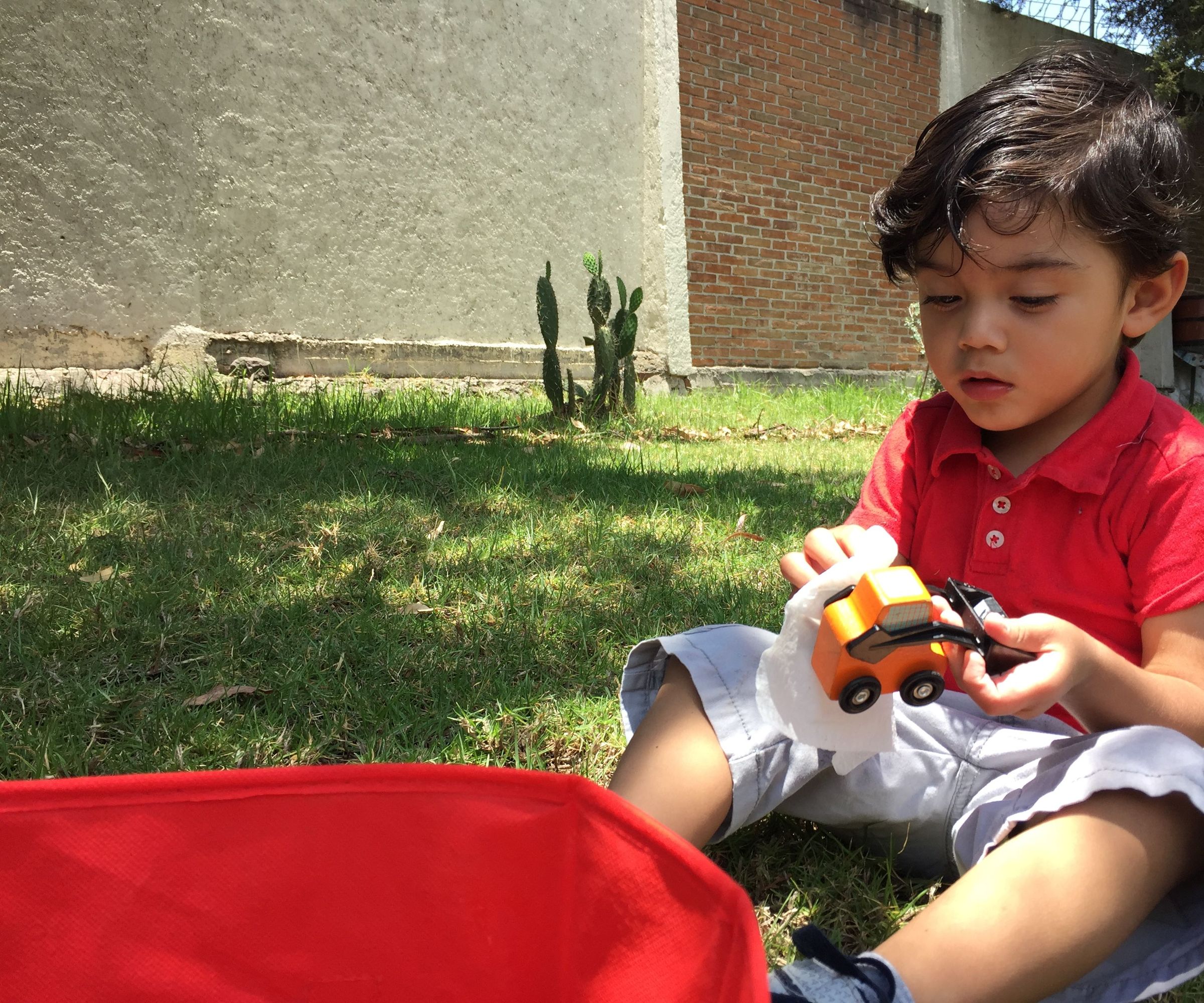 Fun Activity for Kids: Clean Toys