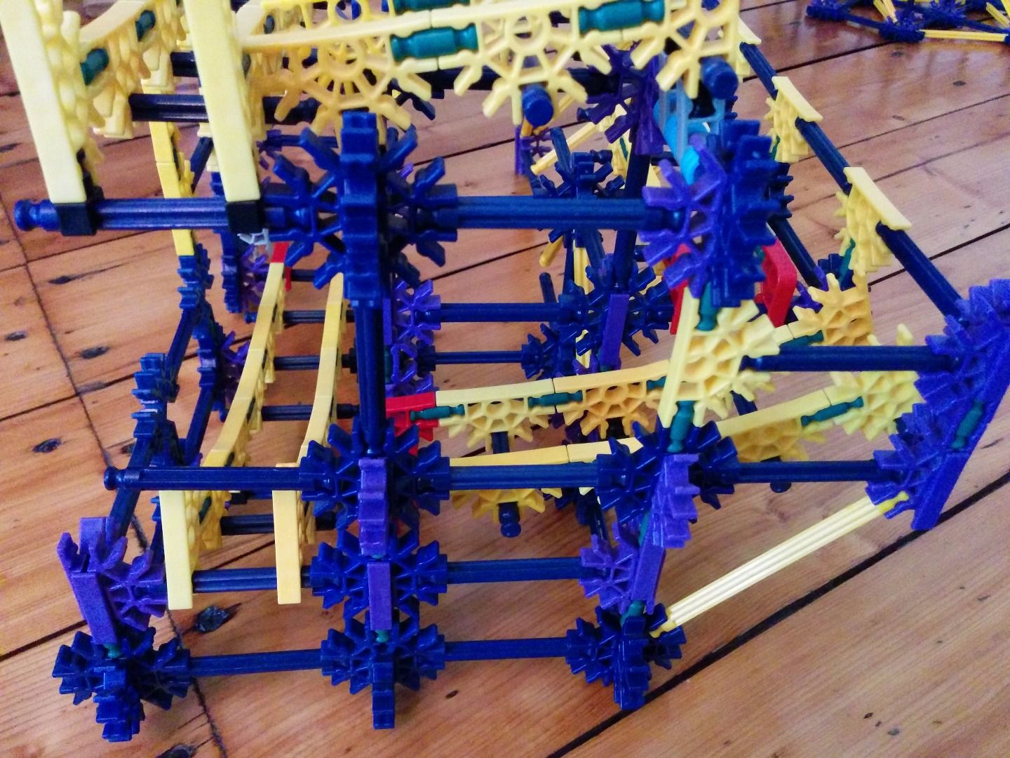 Three Small Towers - a K'nex Ball Machine : 8 Steps - Instructables