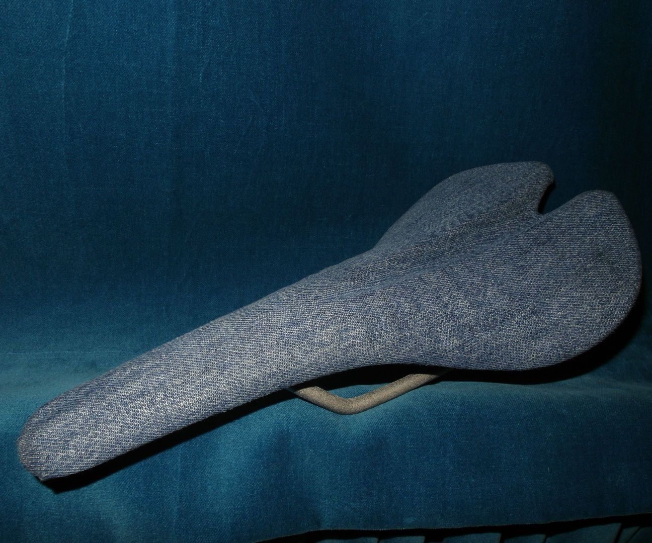 Make a fabric saddle cover in 30min