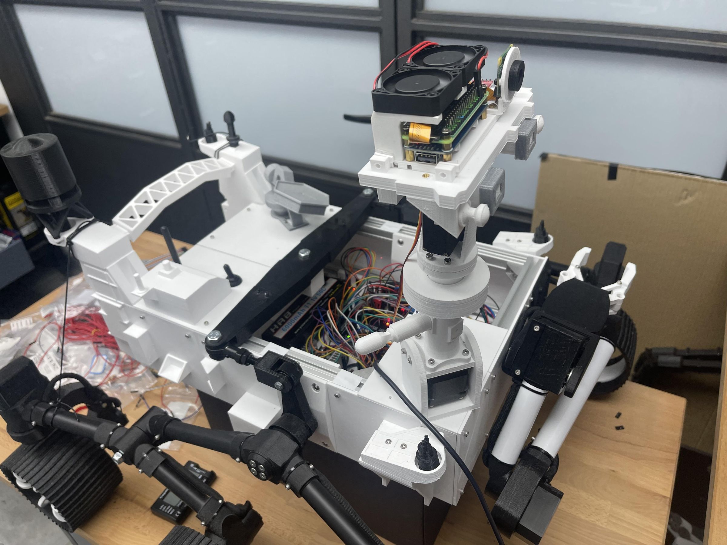Mars Rover Robotic Platform Using Arduino, ESP32 and Raspberry Pi - 3D ...
