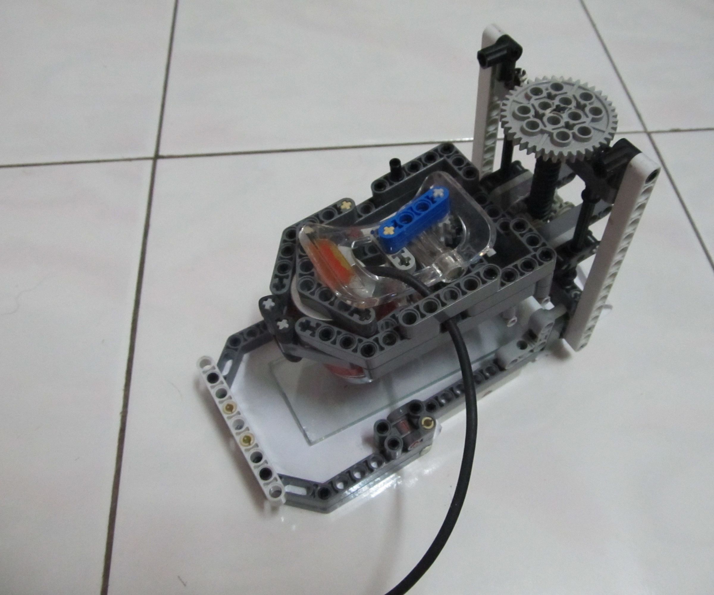 USB Microscope With Lego Frame