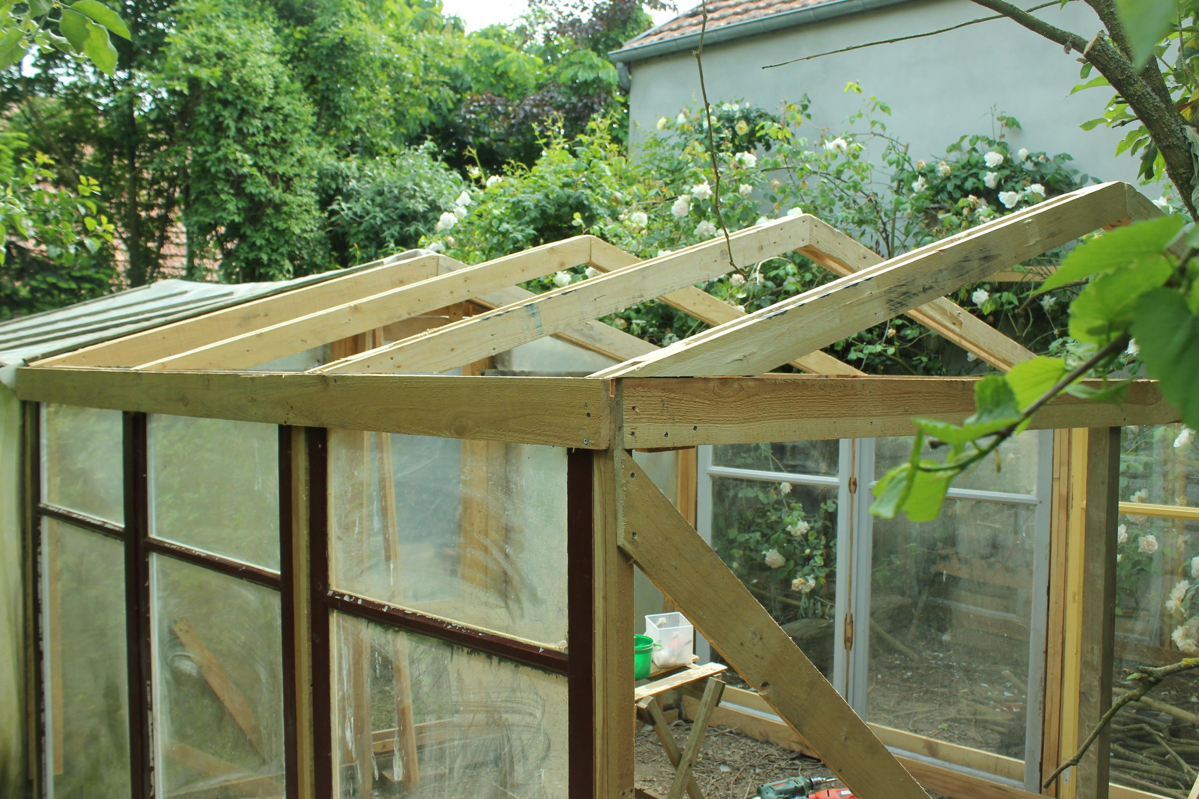 Greenhouse Extension Making a Safe Living, Nesting & Brooding Area
