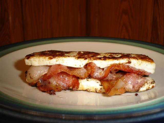 Bacon Queso Sandwich