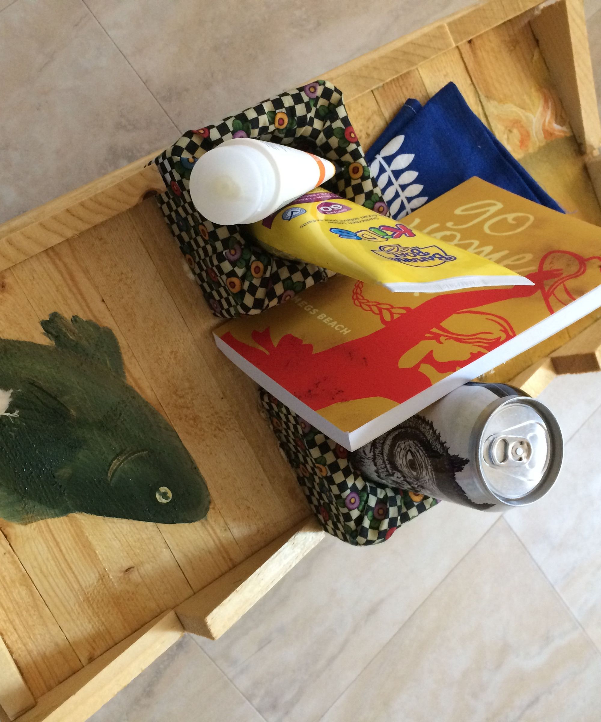 Floatie Side Table