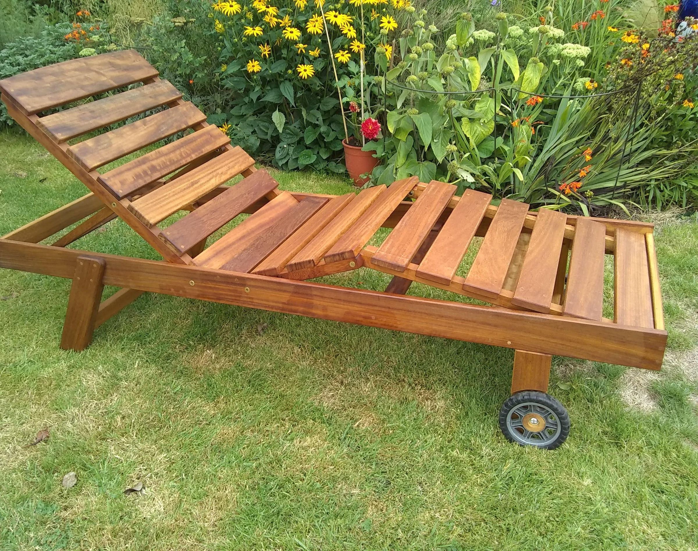 Luscious Lounger