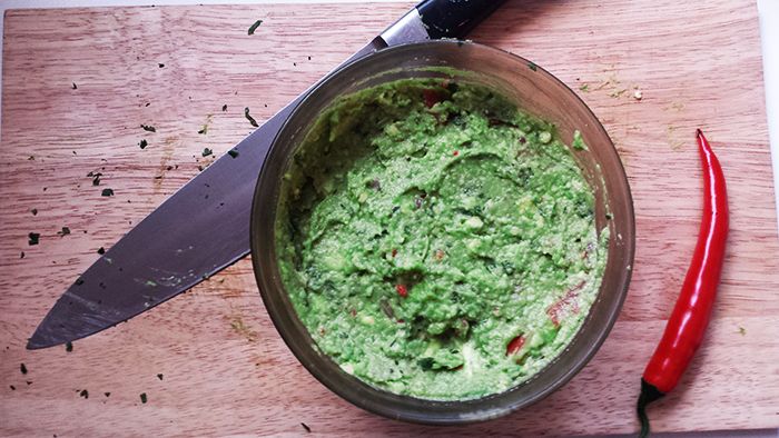 Fresh, Healthy and Easy Guacamole