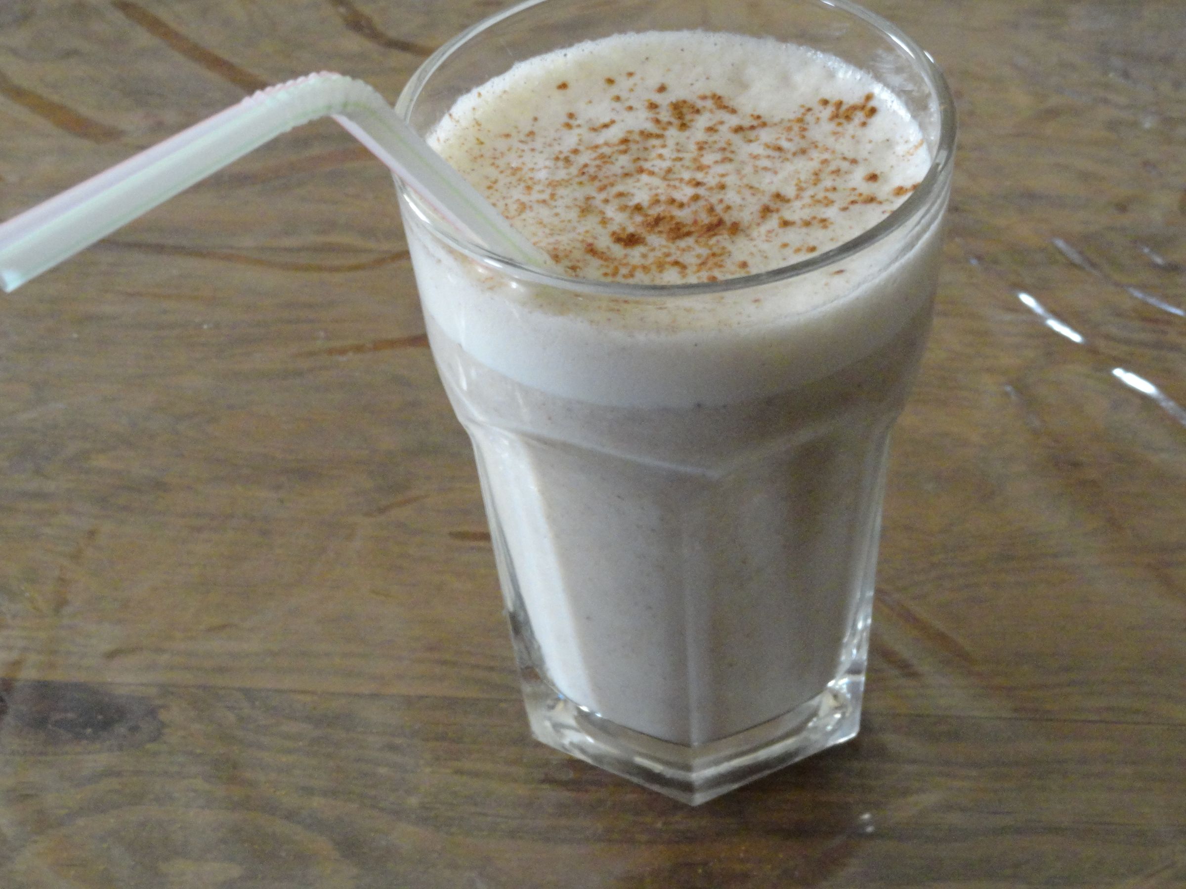 How to Make a Super Banana Smoothie/milkshake