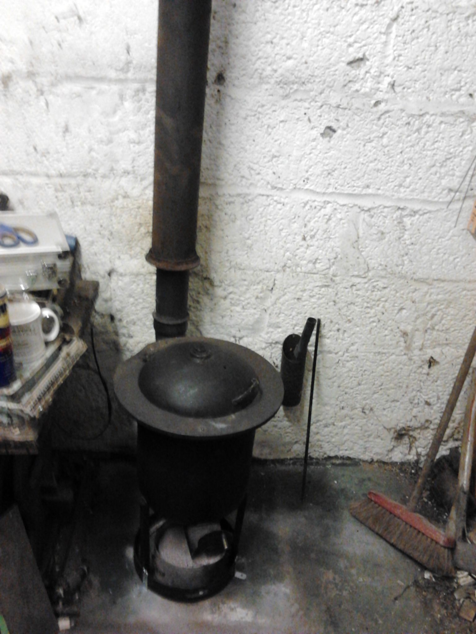 Wood Stove Flue. Upgrade to 5", Resolving Some Problems + Home Made Fan Bellows.