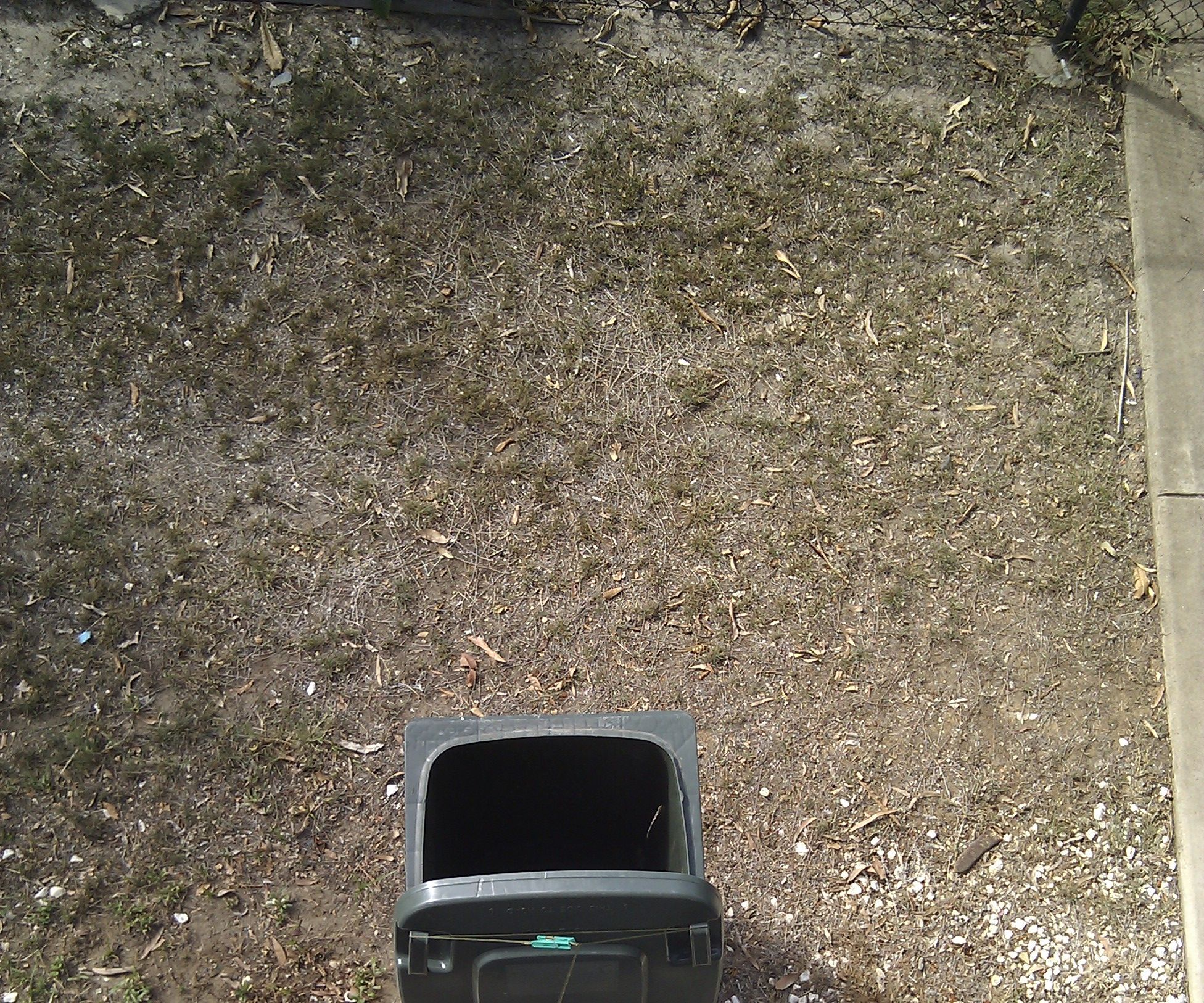 Easy Paracord Bin Lid Lifter, for Use From a Height!