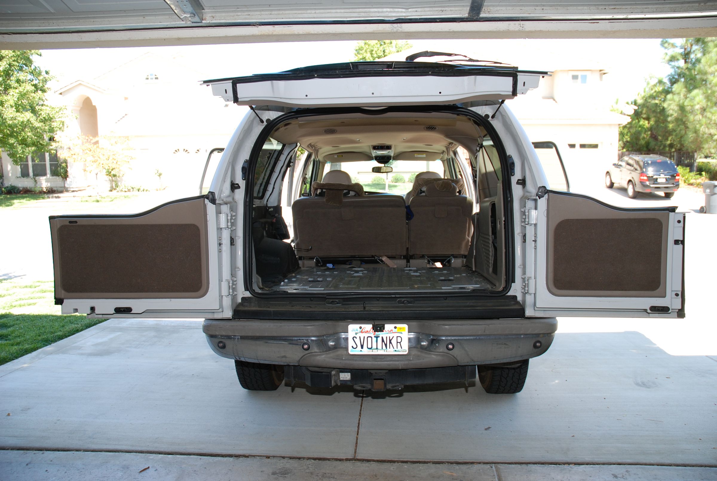 Auto sound deadening  - part I - remove trim, install some matting.
