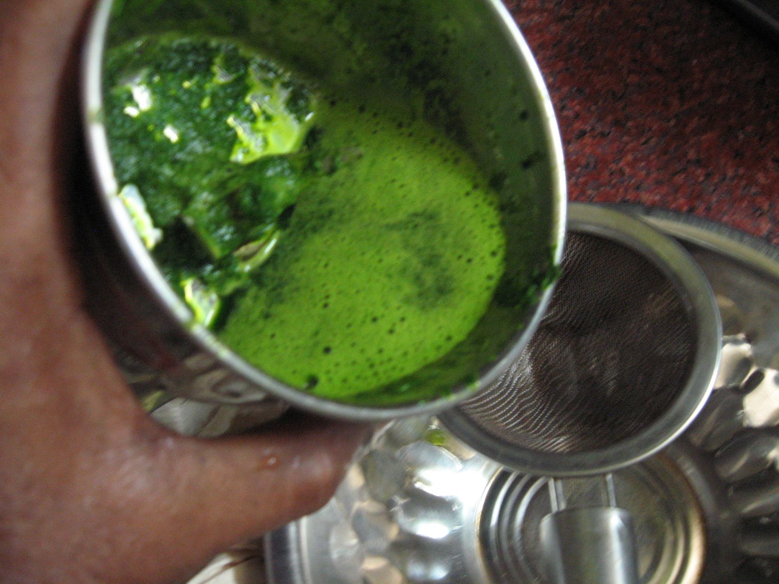 Home Remedy Papaya Leaf Oinment for Muscle Pain and Twisted Joints