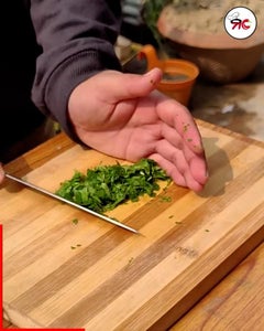 Coriander Leaves Cutting
