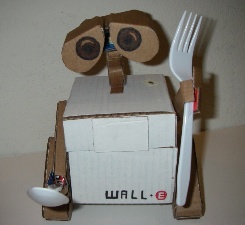 Cardboard WallE 3 Steps Instructables