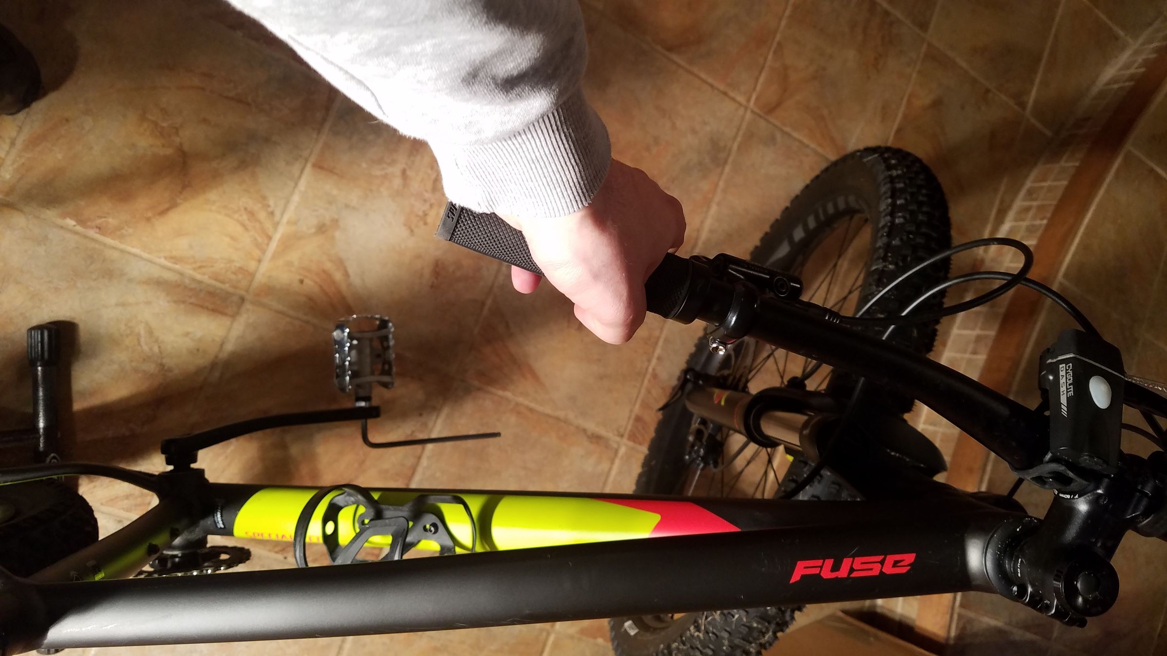 How to Easily Remove Bike Pedals 4 Steps Instructables