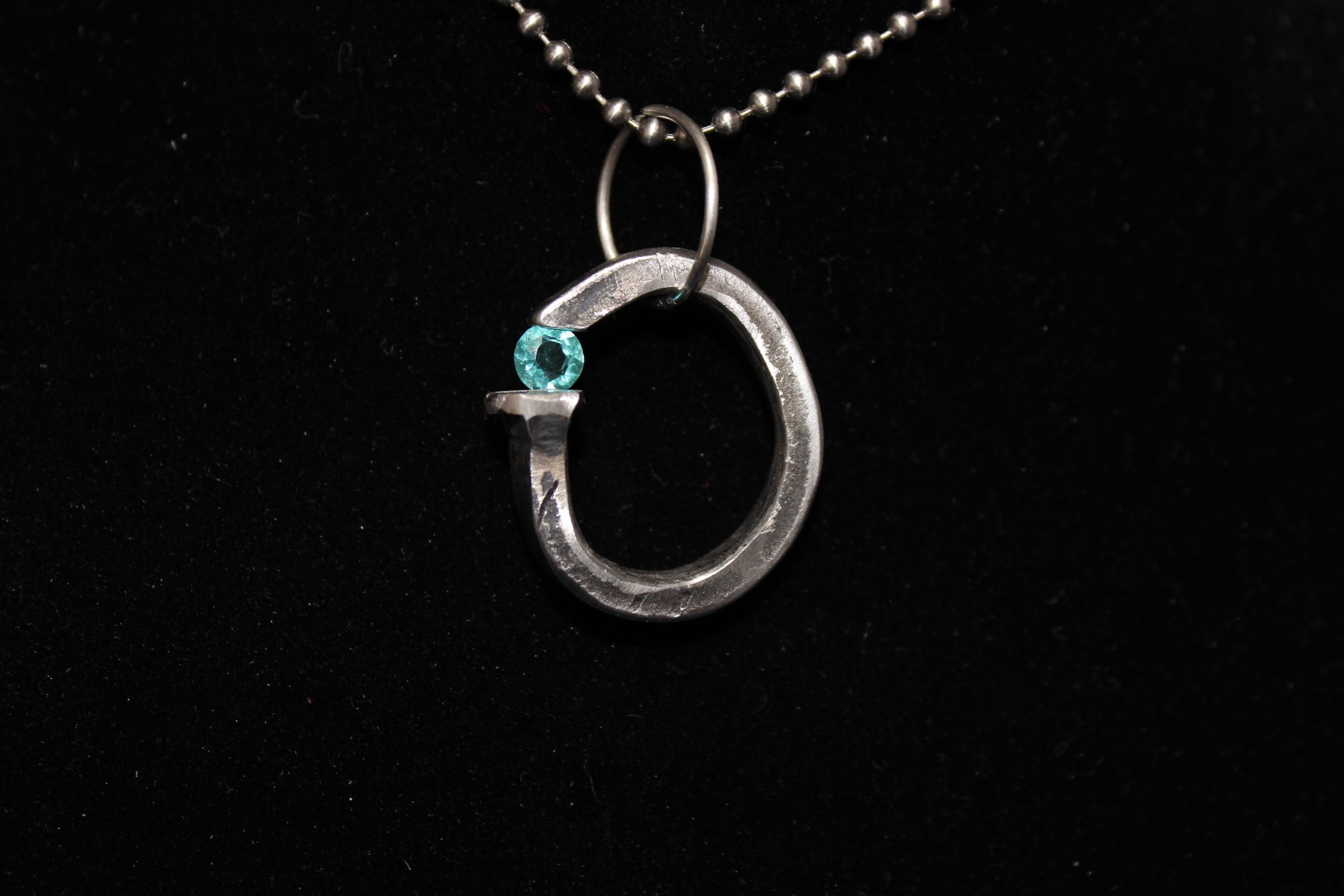 Horse Shoe Nail \u0026 Cement Nail Jewelry : 5 Steps (with Pictures) -  Instructables, image size:5184x3456