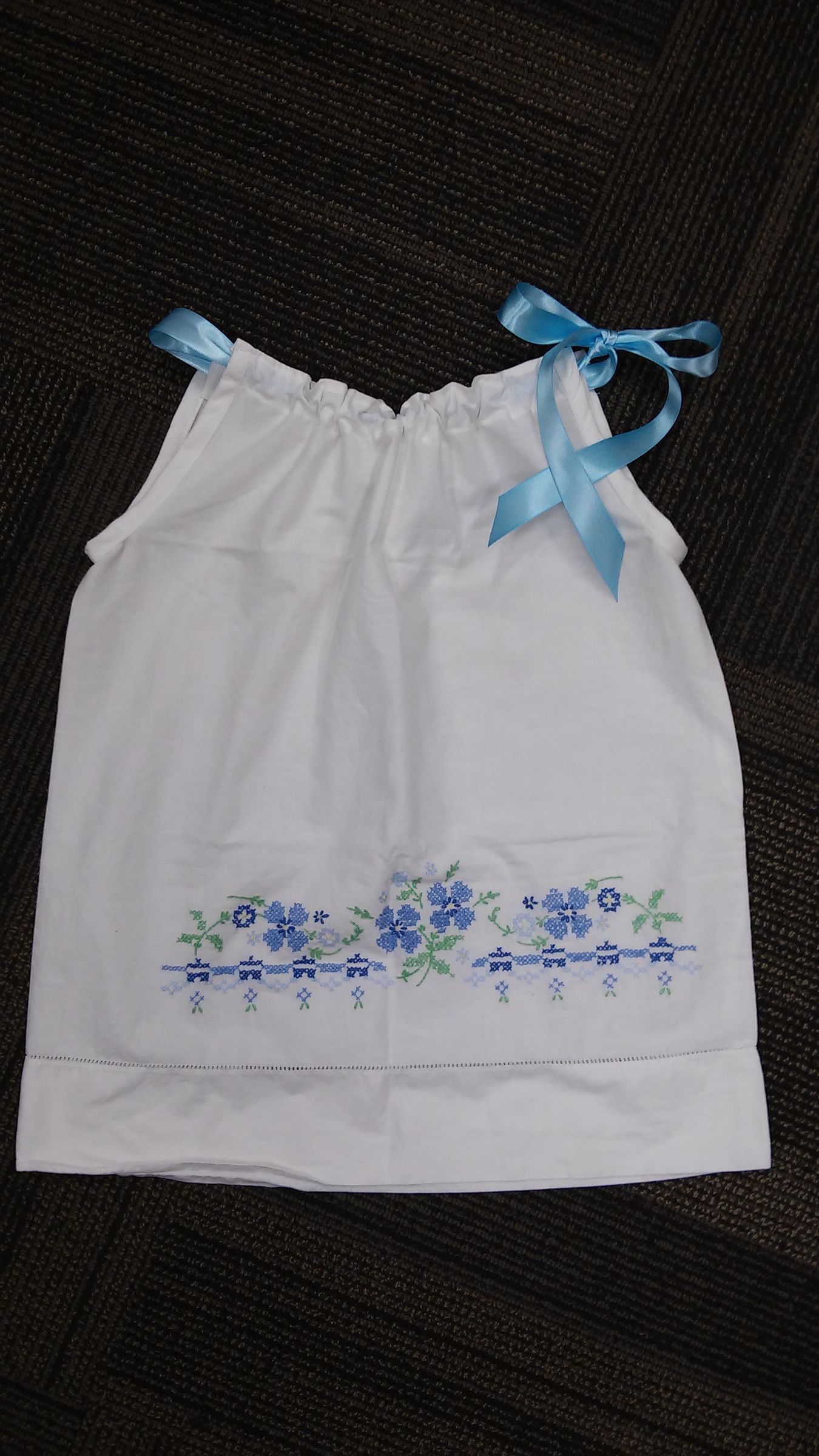 Pillowcase Dress : 5 Steps (with Pictures) - Instructables