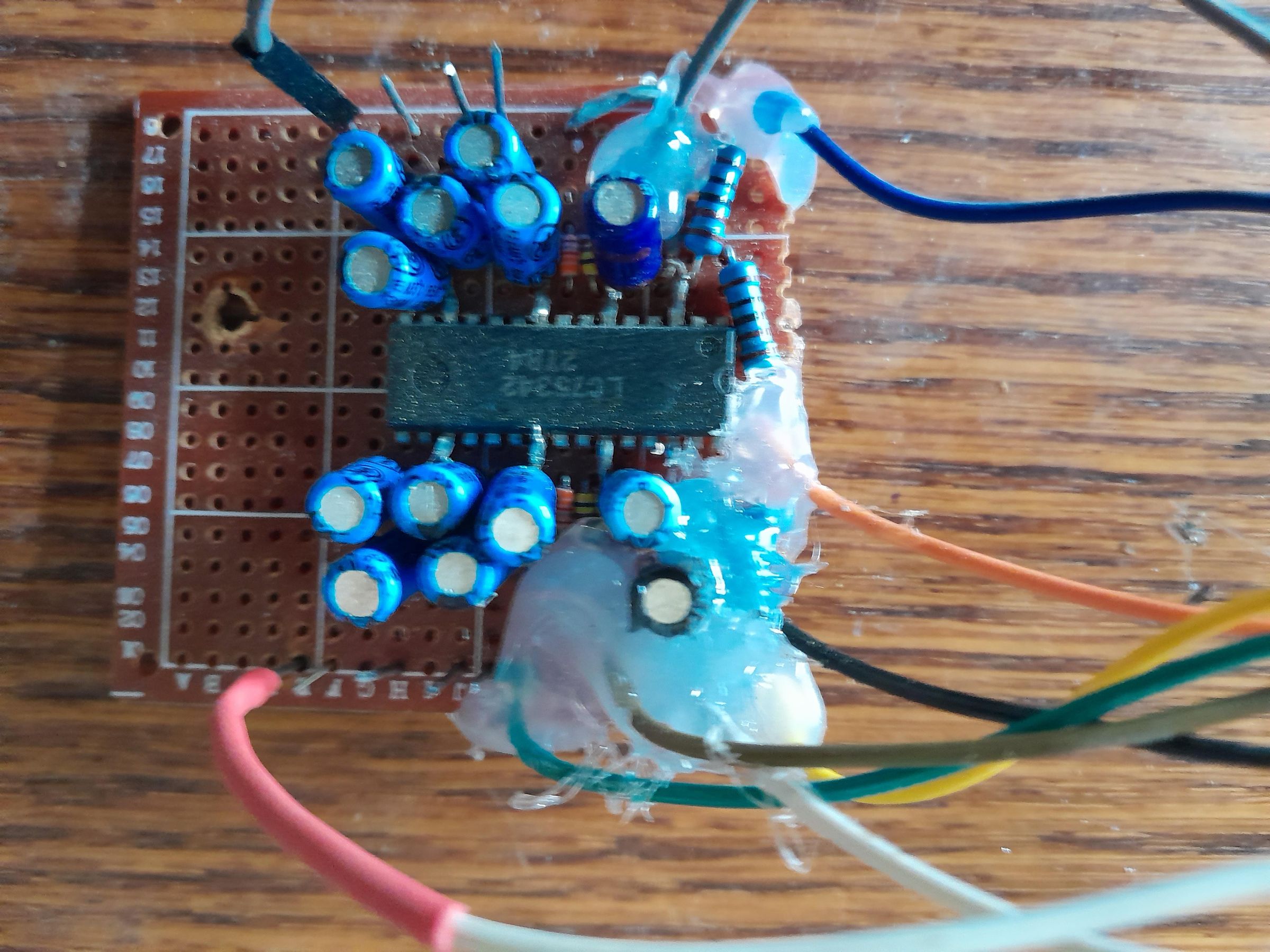 Sanyo CCB (Computer Control Bus) : 7 Steps - Instructables
