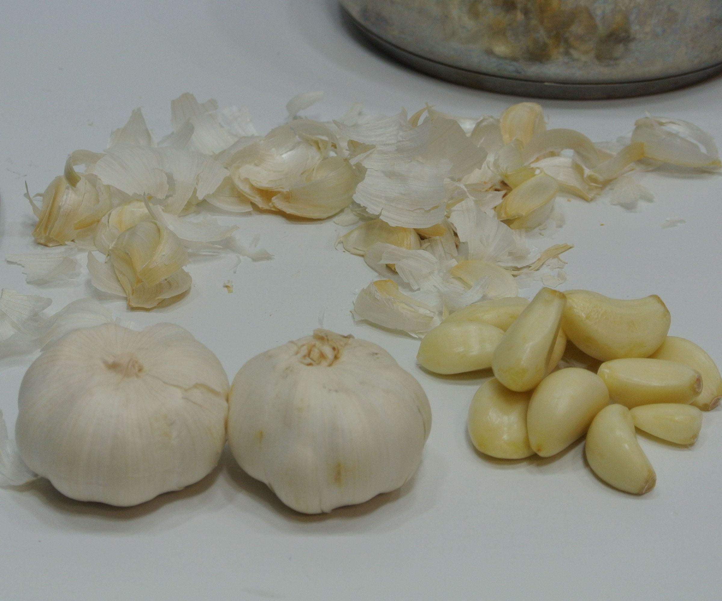 How to Peel Garlic Fast and Easy