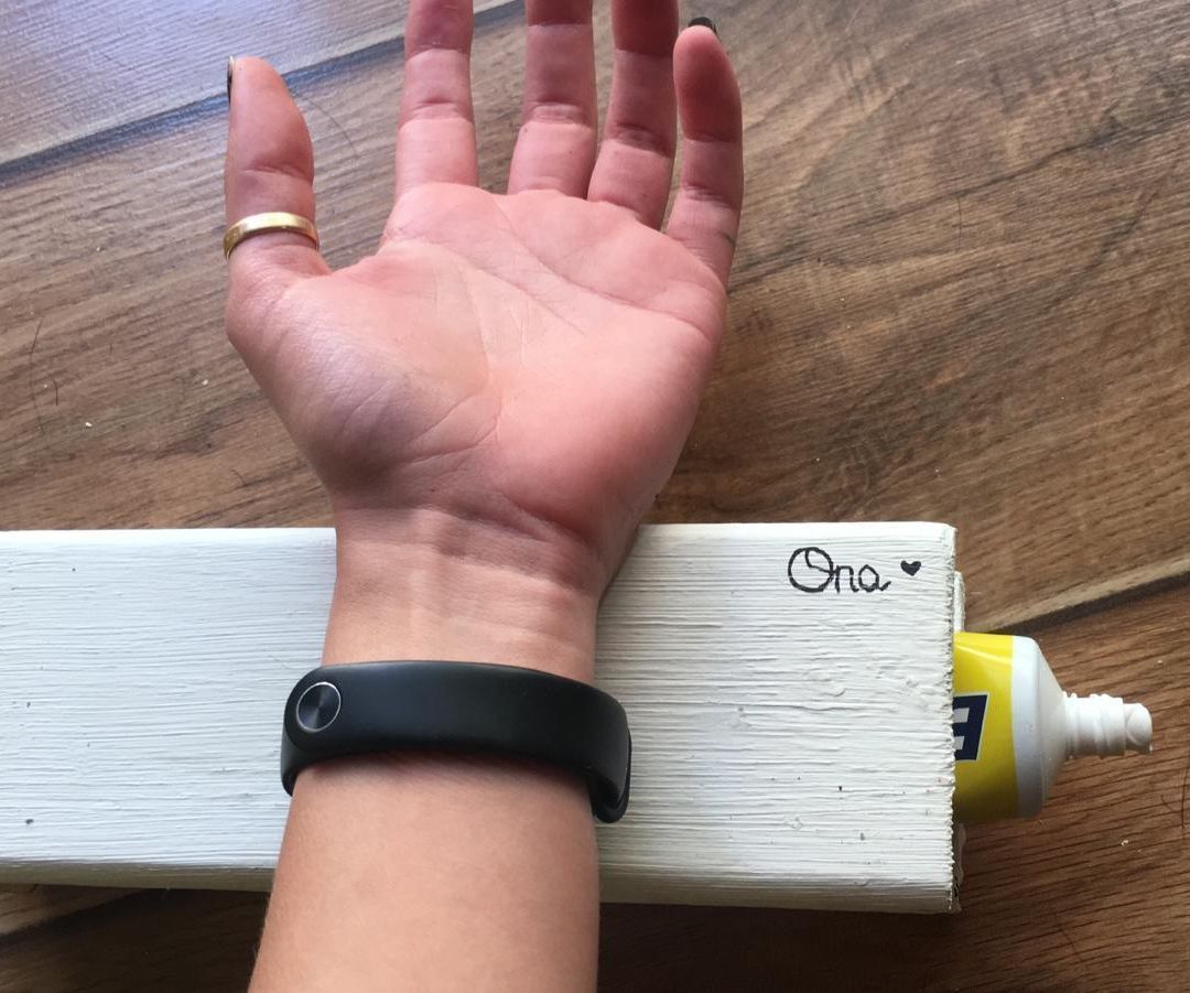  Toothpaste Dispenser