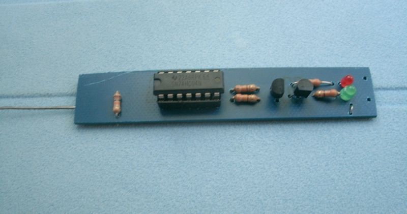 Logic Probe With a Paperclip