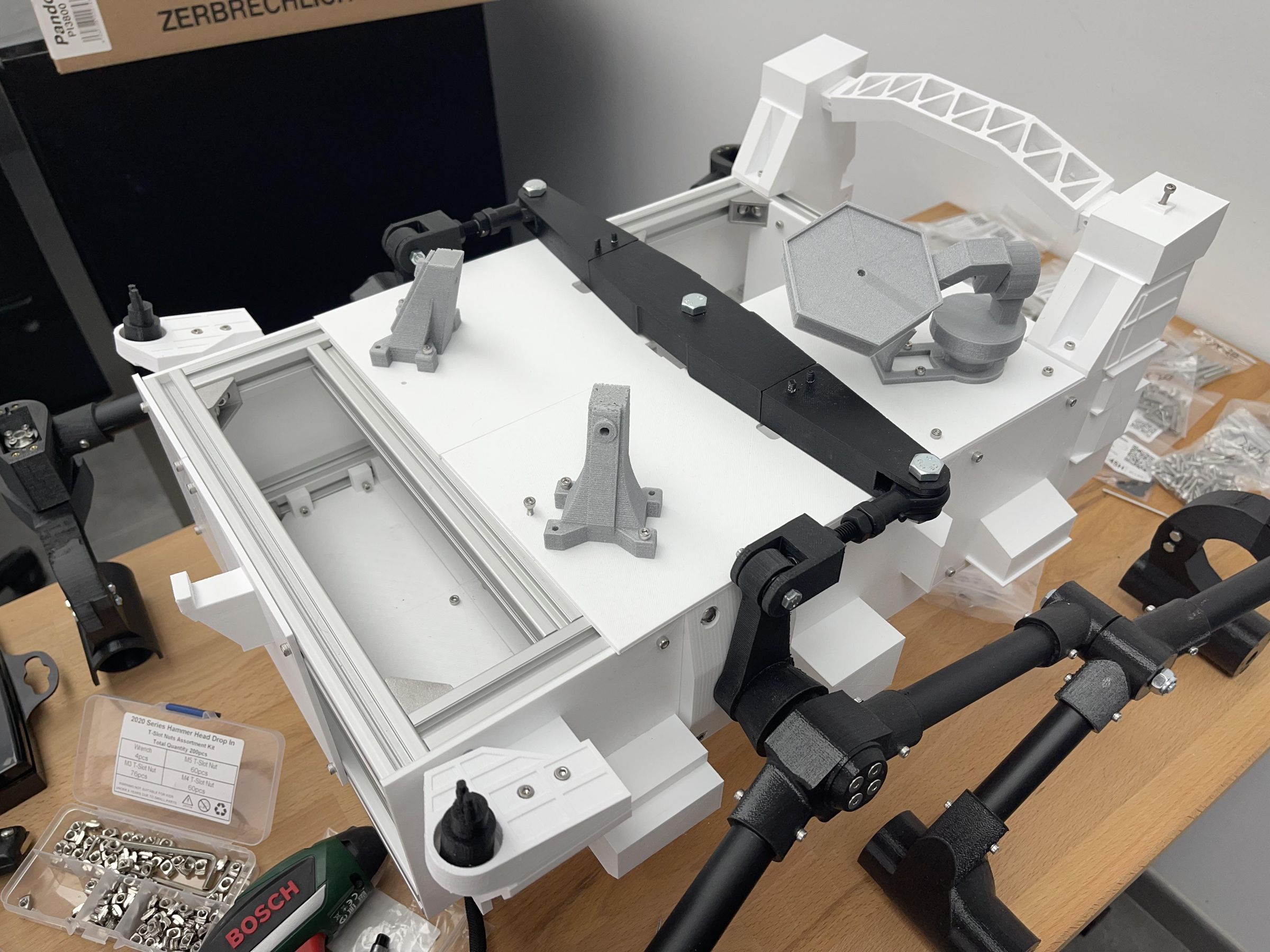 Mars Rover Robotic Platform Using Arduino, ESP32 and Raspberry Pi - 3D ...