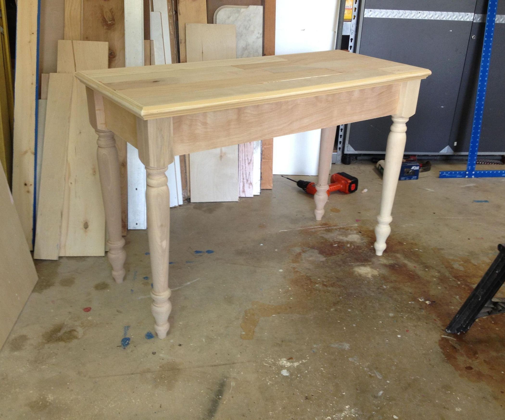 DIY How to Build Rustic Farm Table : 3 Steps - Instructables