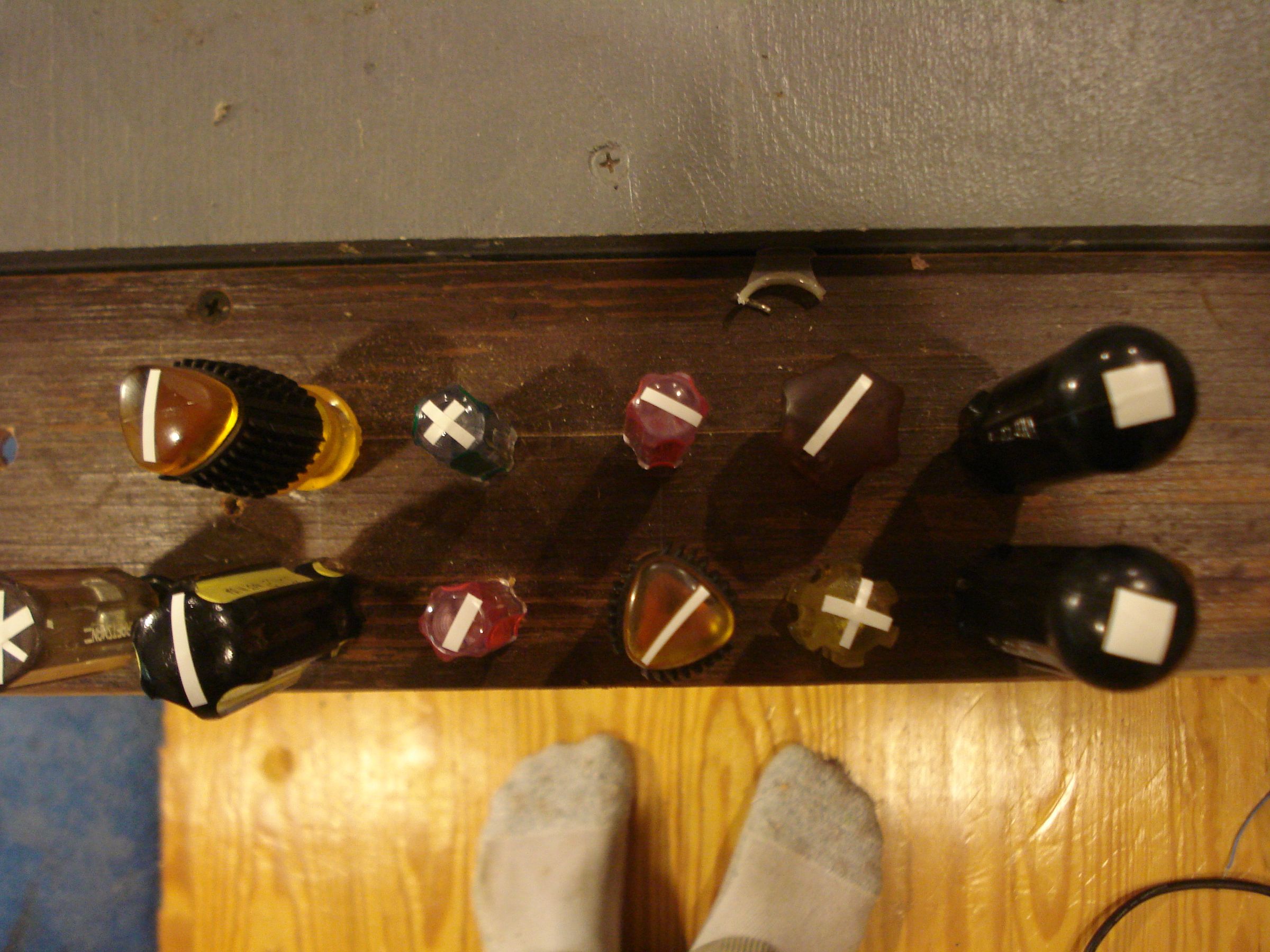 Tell Phillips From Regular Tip Screwdrivers Without Looking at the Tip