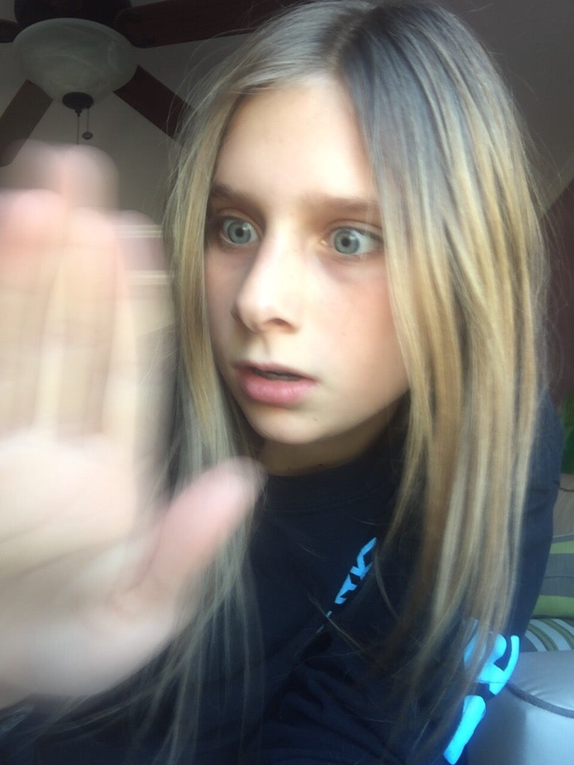 Harness the Speed Force (make Your Hand Look Like the Reverse Flash's)