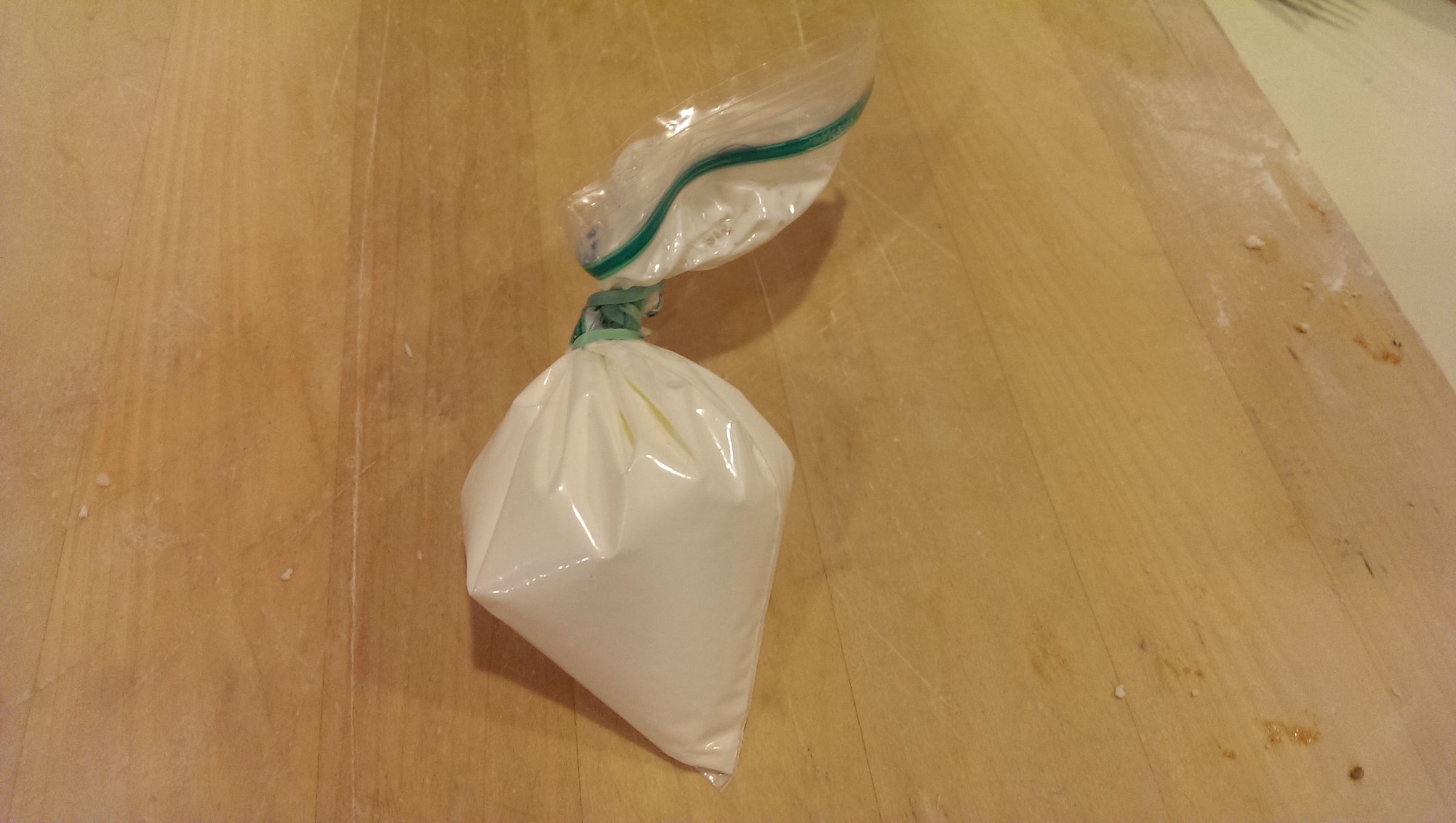 Easy Sour Cream Dispenser Instructables