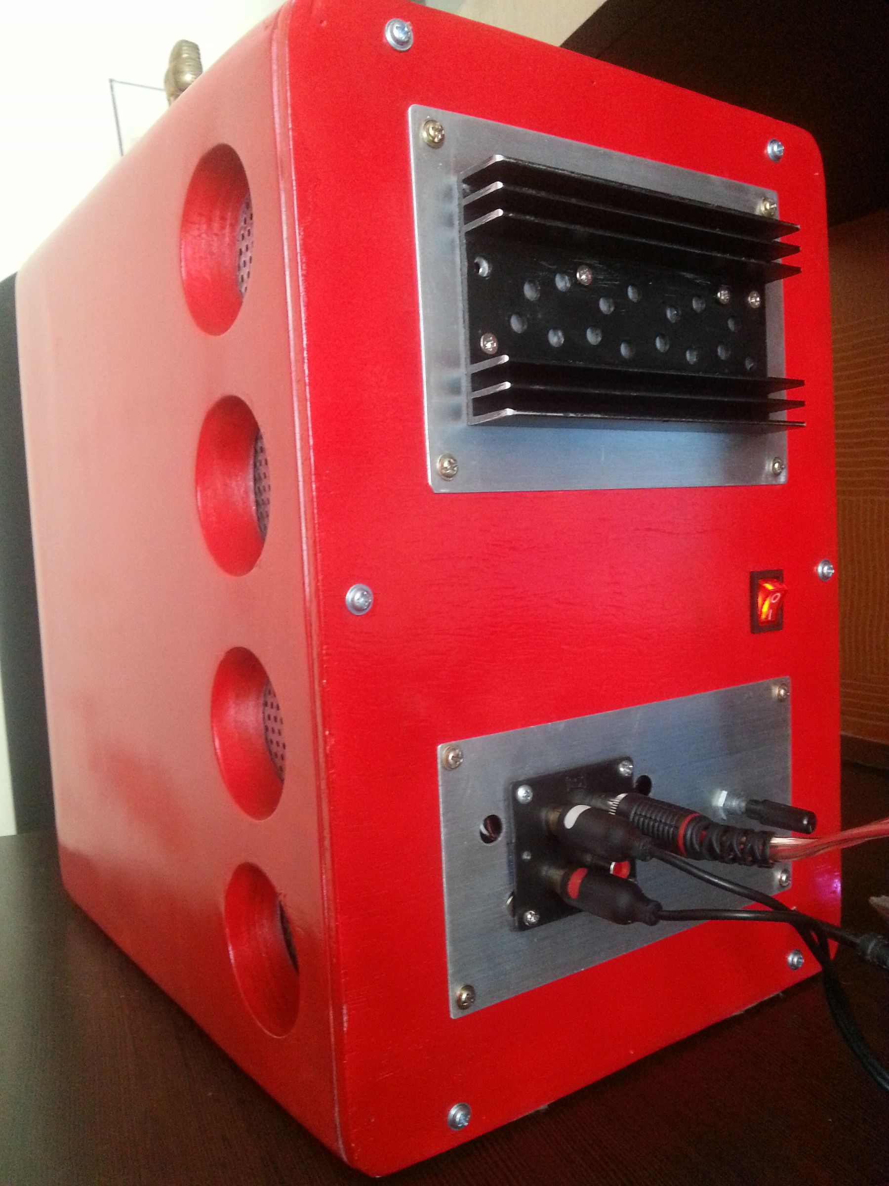 Powered High Quality Speakers 9 Steps Instructables