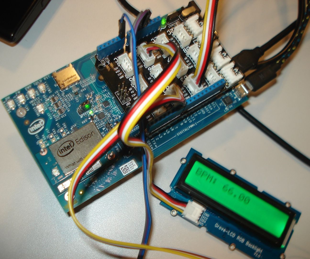 Monitoramento De Batimentos Cardíacos Com Intel Edison