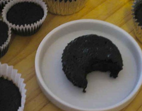 Flourless Chocolate Cupcakes