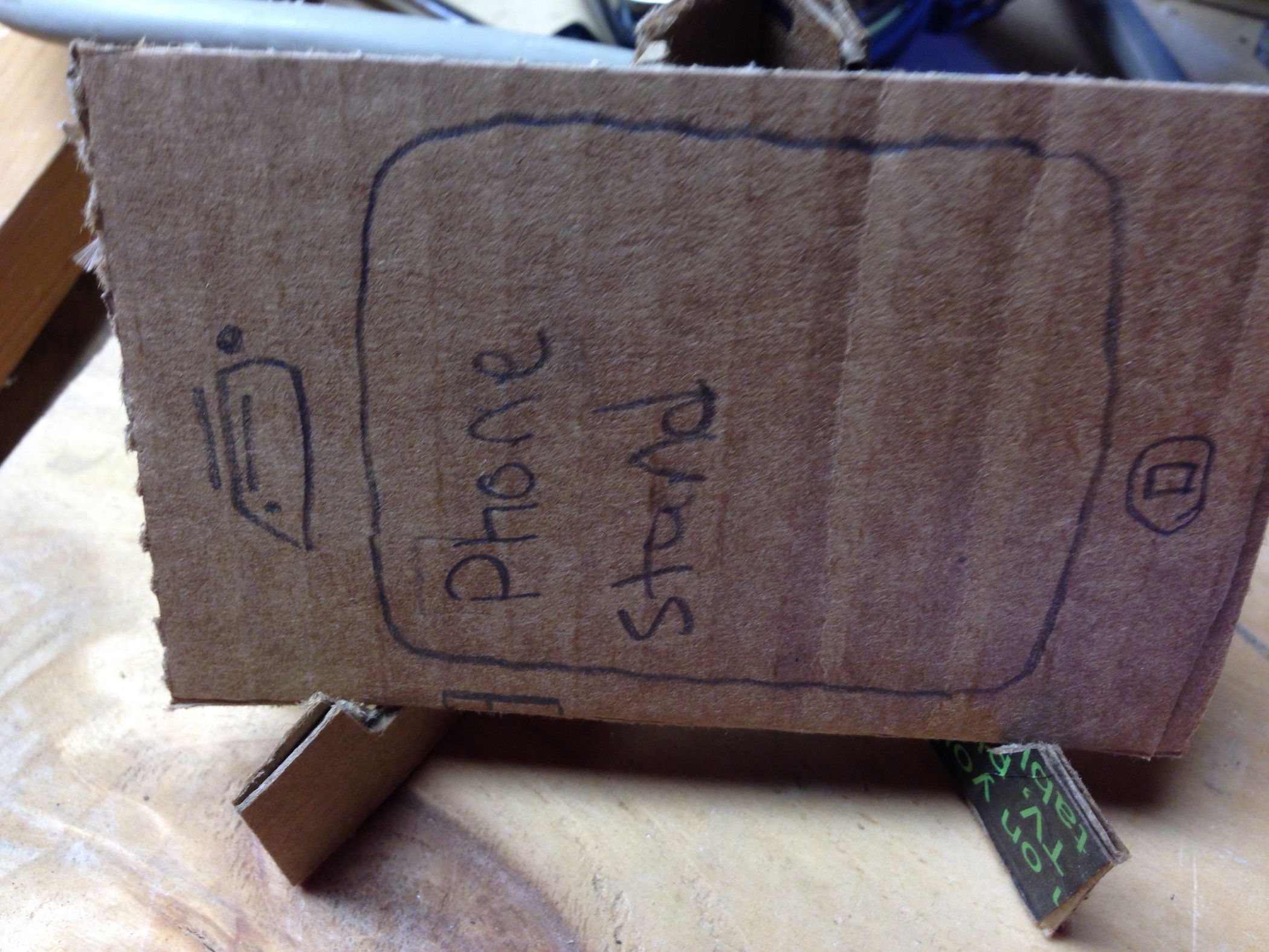 Cardboard Phone Stand 4 Steps Instructables