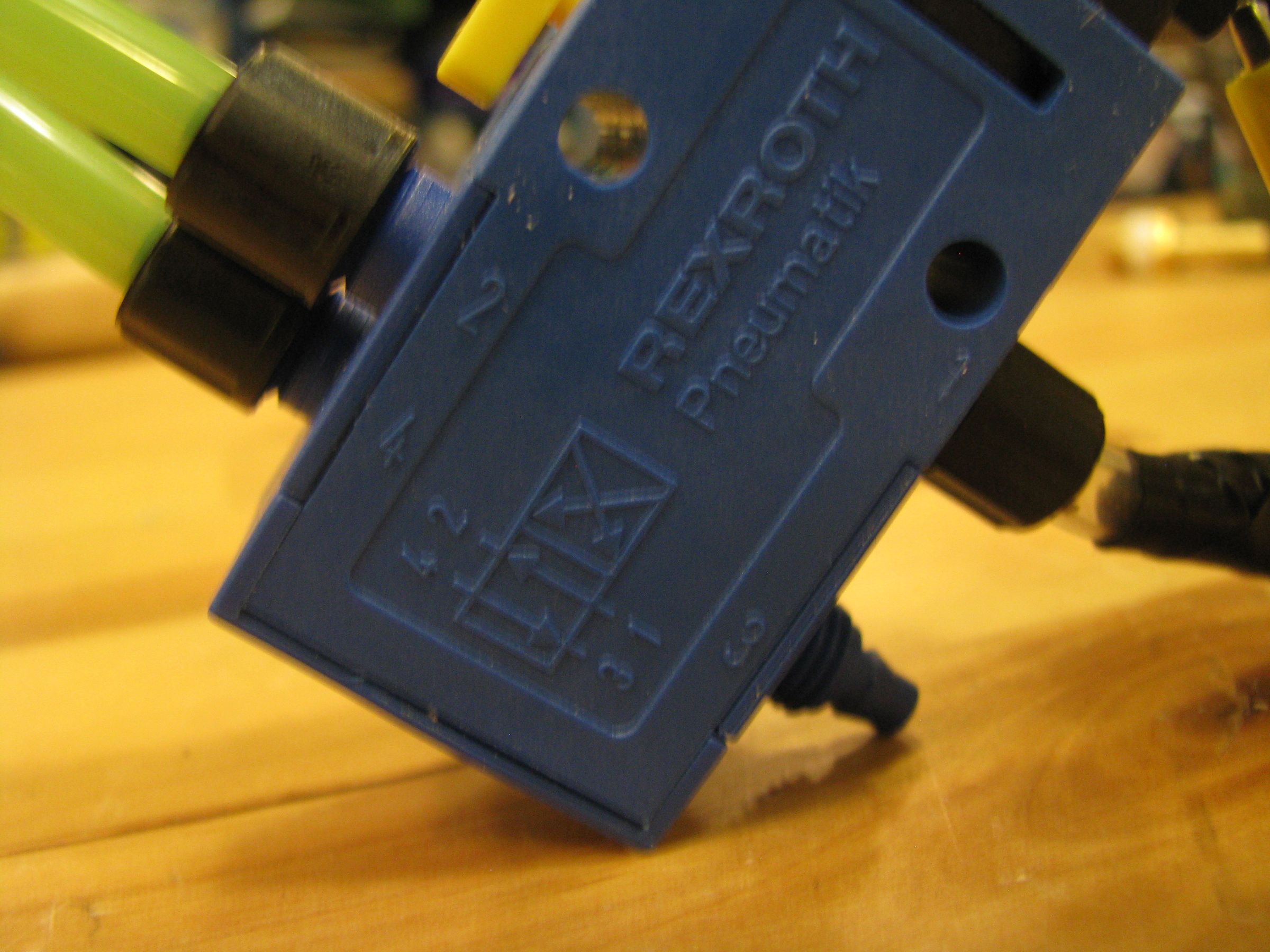 Pneumatic Claw 7 Steps (with Pictures) Instructables